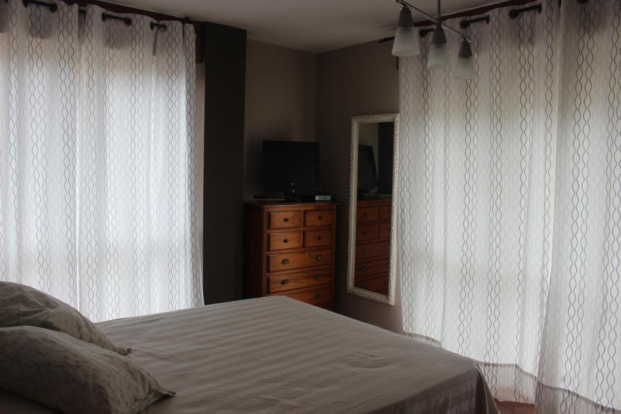 Apartamento Turistico Meron, Duplex San Vicente De La Barquera Exterior photo